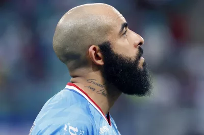 Com estiramento na coxa, Danilo Fernandes é dúvida para jogo contra o CSA