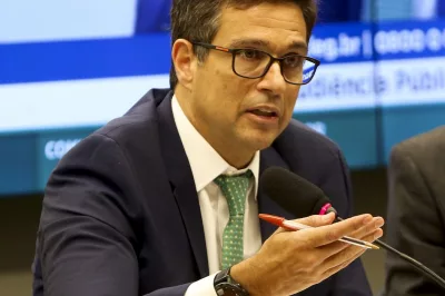 Não é verdade que bancos perdem dinheiro com Pix, diz presidente do BC