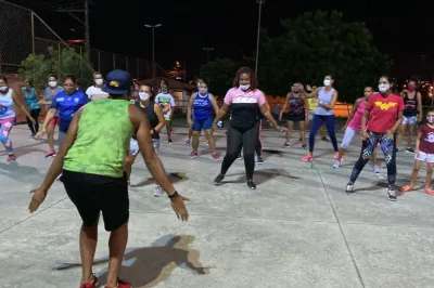 Programa Mova-se conduzirá atividades físicas durante inauguração da Praça dos Esportes