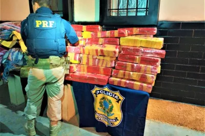 Dois homens são presos transportando mais de 200 quilos de maconha na Bahia