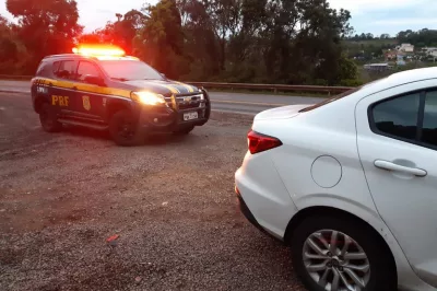 Jovem pega carro emprestado para ver a namorada e acaba preso por receptação na Bahia