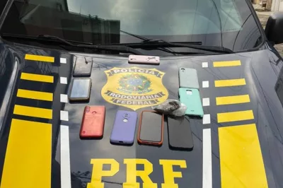Em Gandu, PRF recupera 9 celulares roubados