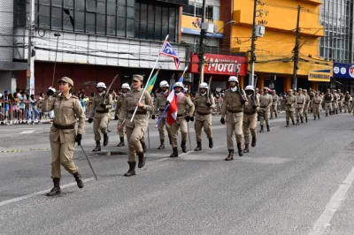 Mais de 8 mil pessoas homenageiam os 200 anos da Independência do Brasil em Alagoinhas