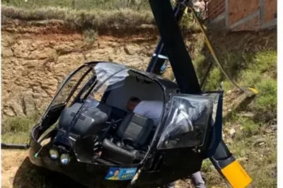 Helicóptero que transportava políticos cai na Bahia