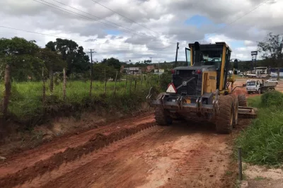 Alagoinhas: Prefeito acompanha início das obras de pavimentação dos trechos que ligam a BR -101 às localidades de Jorge Amado, Sauípe, Boa União e Mangalô