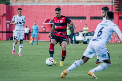 Em partida sem gol, Vitória empata com o ABC no Barradão
