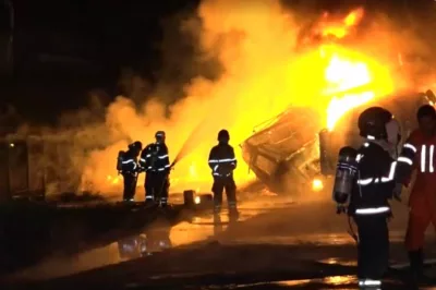 Motoristas de duas carretas morrem carbonizados após colisão na BR-415