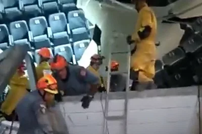Arquibancada desaba e provoca nove mortes em Itapecerica da Serra