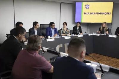 Vitória integra comissão para negociação dos direitos de transmissão da Série B