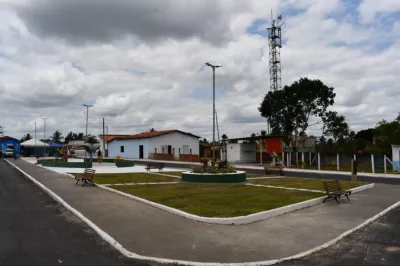 Alagoinhas: Com recursos próprios da Prefeitura, praça e pavimentações são inauguradas na Calu