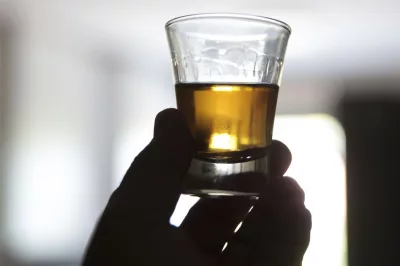 Cachaçarias começam recuperação pós-pandemia
