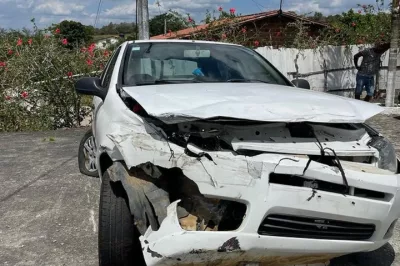 Carro com Menor Nico é atingido por carreta em rodovia na Bahia e influenciador sai ileso