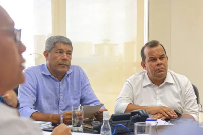 Jerônimo faz primeira reunião de transição e se encontra com presidentes de partidos
