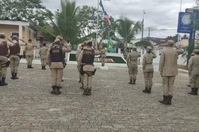 Alagoinhas: Quarto Batalhão realiza solenidade, alusiva ao Dia da Bandeira