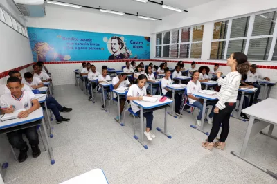 Provas do concurso público para a rede estadual de ensino serão realizadas no domingo (6)