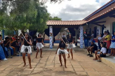 Escolas estaduais promovem diferentes atividades relacionadas ao Mês da Consciência Negra