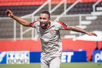 Novo contrato de Dionísio com o Vitória é publicado no BID