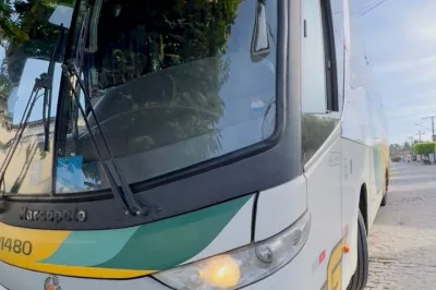 Passageiros são saqueados em mais um assalto a ônibus na BR 101