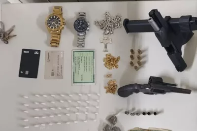 Troca de tiros entre PMs e dupla de homens armados resulta em mortes em Lauro de Freitas