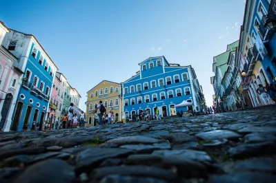 Plataforma lista 10 destinos em alta e inclui 3 cidades brasileiras