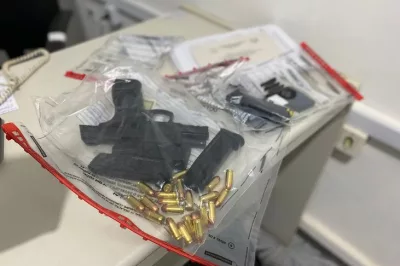 Operação Tocaia encontra duas pistolas e 140 munições com suspeitos