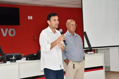 Sessão Pública referente ao Processo Licitatório do Transporte Escolar de Alagoinhas é realizada na Câmara Municipal de Vereadores