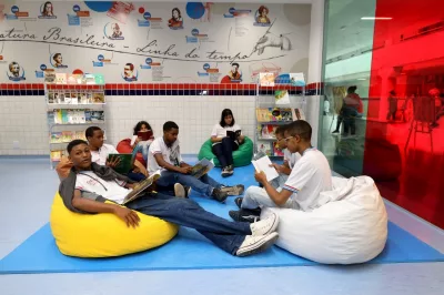 Novas bibliotecas das escolas estaduais se tornam referência nacional pelo conforto e diversidade de obras disponíveis