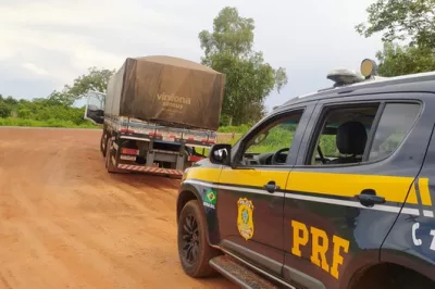 Em menos de 24 horas após furto, PRF recupera caminhão no oeste baiano