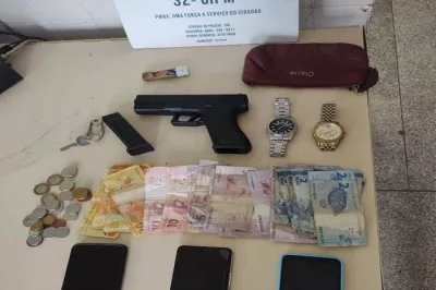 Jovem é preso e adolescente apreendido suspeitos de assaltar van de transporte alternativo em Pojuca