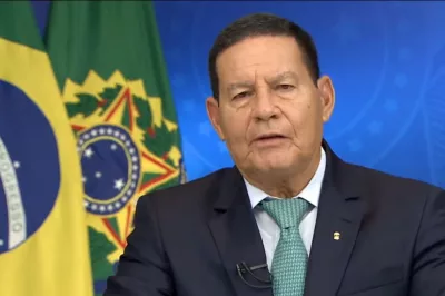 Mourão: Brasil muda de governo a partir de janeiro, mas não de regime