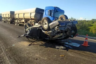 Seis pessoas ficam feridas em acidente envolvendo caminhão no oeste da Bahia