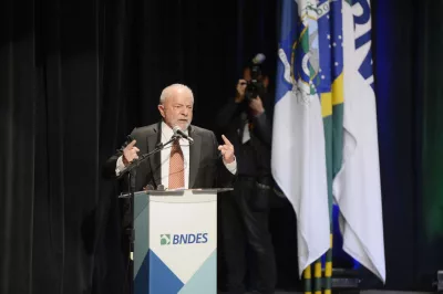 Lula diz que não há justificativa para Selic estar em 13,75% ao ano