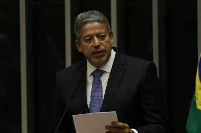 Arthur Lira é reeleito para presidência da Câmara dos Deputados