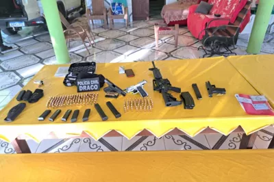 Policiais apreendem fuzil e pistolas em Monte Gordo