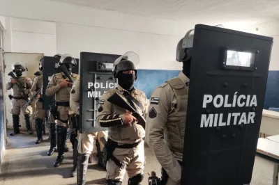 SSP e Seap apreendem 71 celulares e palmatória em presídio de Salvador