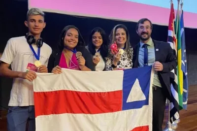 Estudantes da rede estadual de Araci e Caculé são premiados na 21ª edição da Febrace, em São Paulo