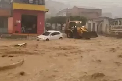 Cícero Dantas: Chuva provoca alagamentos e danifica estradas vicinais