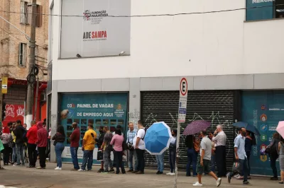 Desemprego chega a 8,4% entre novembro e janeiro e se mantém estável