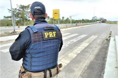 Homem é flagrado com arma e munições sem comprovação de porte na BR 101