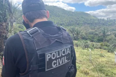 Preso suspeito de se masturbar em ônibus escolar no interior da Bahia