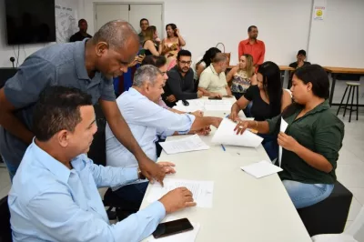 Alagoinhas: Prefeito Joaquim Neto dá posse a 30 novos servidores municipais