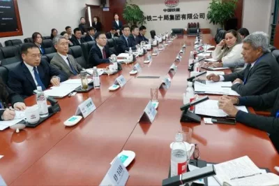 Na China, Jerônimo discute andamento da Ponte Salvador-Itaparica