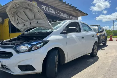 Mulher sem CNH pega carro emprestado do cunhado e acaba detida por receptação na Bahia