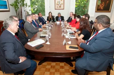 Governo do Estado entrega projeto da Lei de Diretrizes Orçamentárias 2024 à Alba