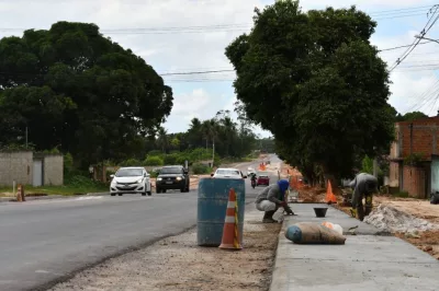 Obras de restauração e alargamento da estrada Alagoinhas-Araçás seguem em execução
