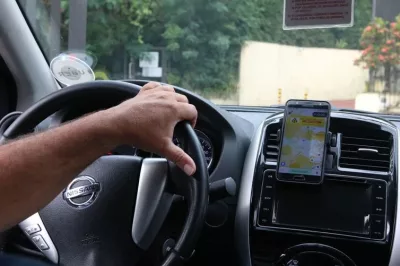 Plataforma integrada é alternativa à “uberização”, aponta especialista