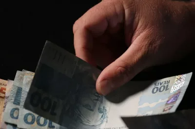 Novo salário mínimo de R$ 1.412 começa a ser pago nesta semana