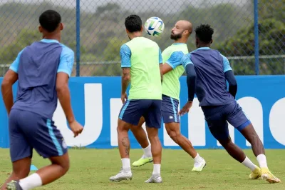 Em duelo desafiador, Bahia enfrenta o Palmeiras pela Série A nesta quarta-feira