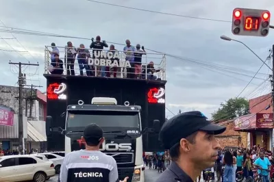 Centenas de fiéis participam da 26ª Marcha para Jesus em Alagoinhas