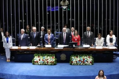 No Congresso Nacional, governador participa de sessão solene que celebra os 200 anos do 2 de Julho